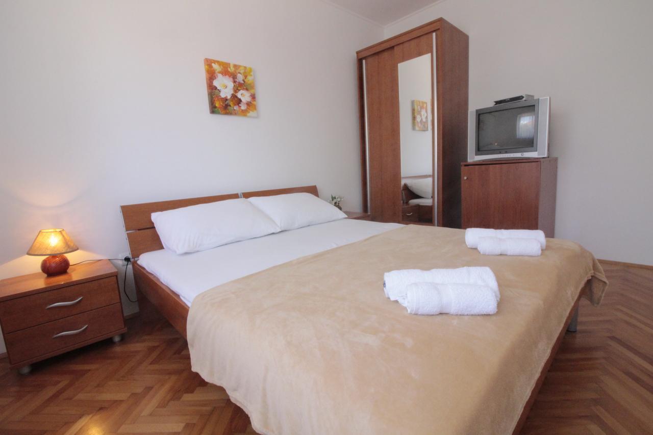 Studios & Rooms Fiesta Novalja Dış mekan fotoğraf