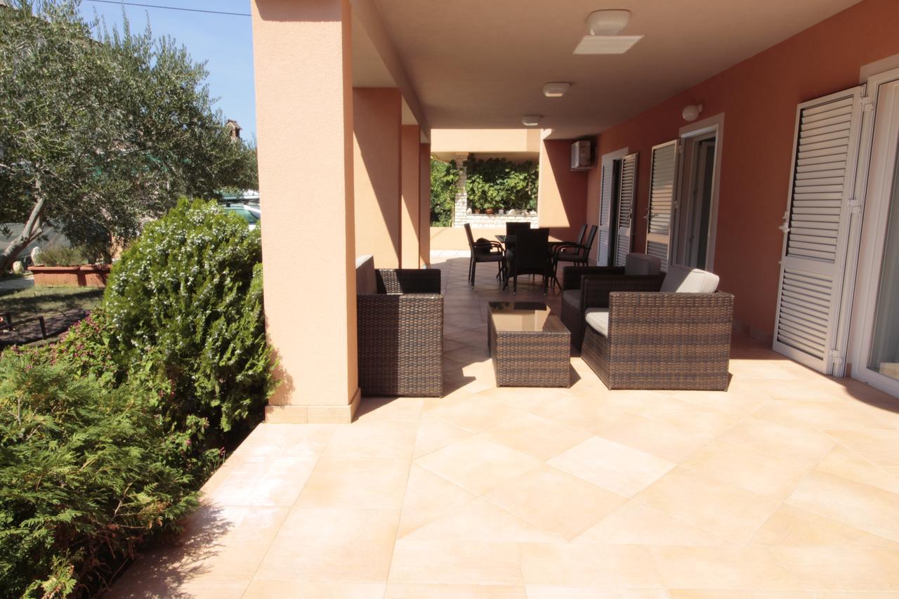 Studios & Rooms Fiesta Novalja Dış mekan fotoğraf